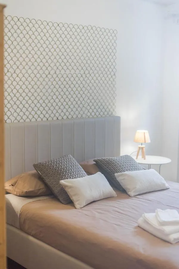 Apartment Domusfebo-Vaticansuites Rome Italy